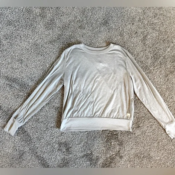 Vuori Daydream Crew, Like New, heather grey, Medium - Picture 7 of 10